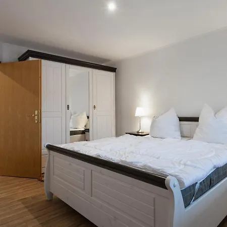 Haus Strandeck Apartment *