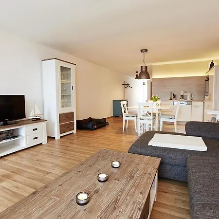 Haus Strandeck Goehren (Ruegen)